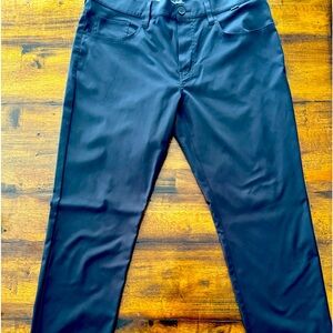 Travis Mathew’s Open to Close Pants / Black / 35” waist / 32” inseam